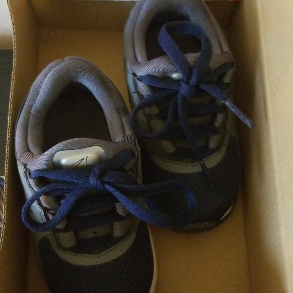 Baby shoes